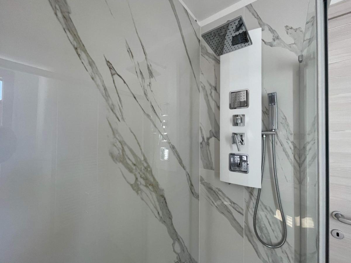 Novecento Luxury&Spa Residence 4 Stelle Montese Екстер'єр фото