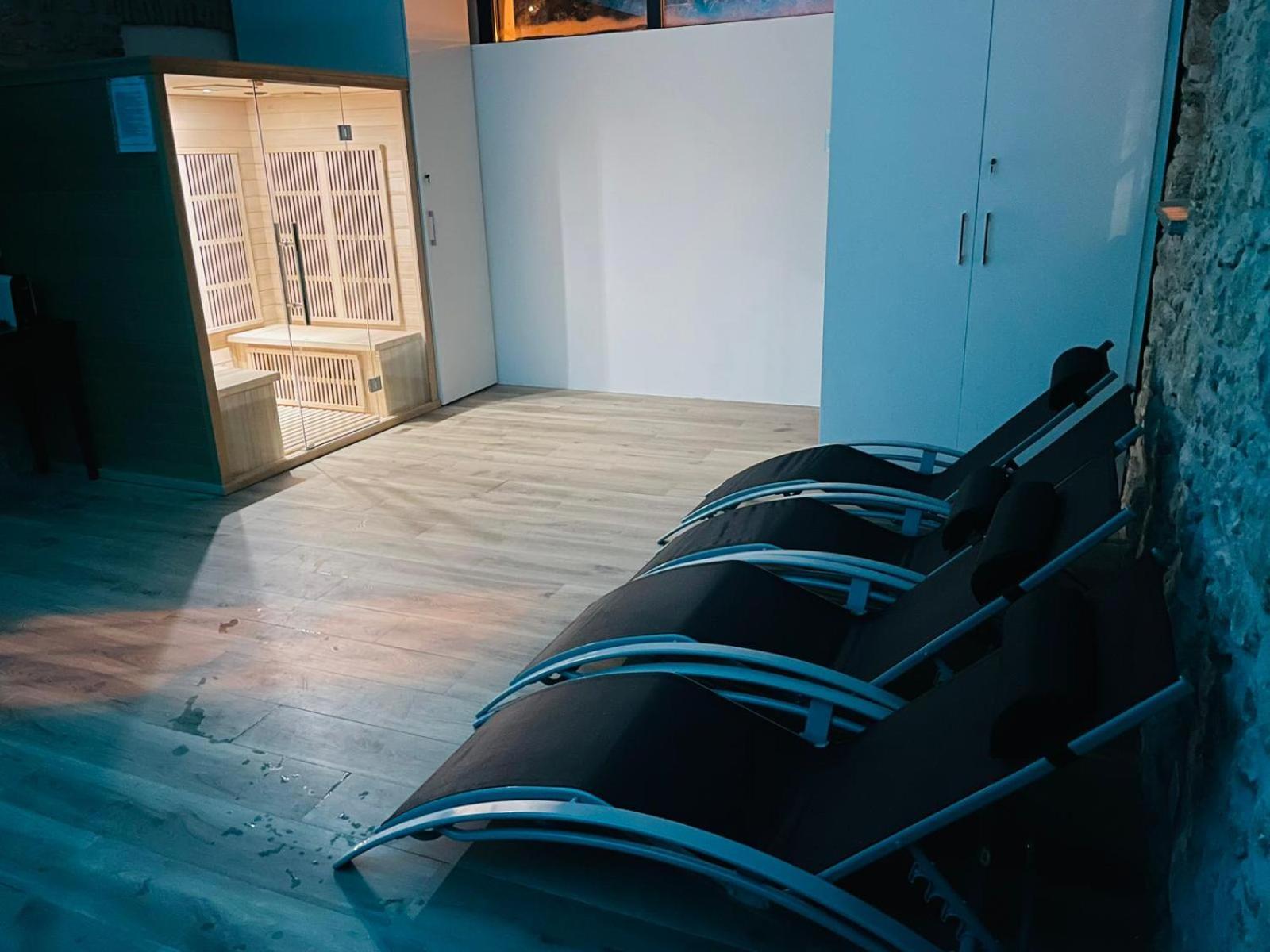 Novecento Luxury&Spa Residence 4 Stelle Montese Екстер'єр фото