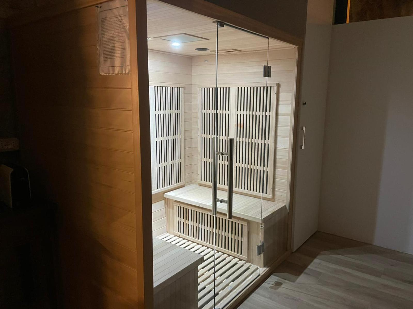 Novecento Luxury&Spa Residence 4 Stelle Montese Екстер'єр фото